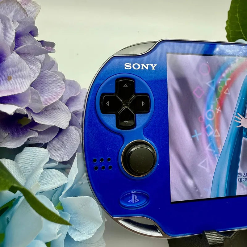 PS Vita 1000 in blau gemoddet