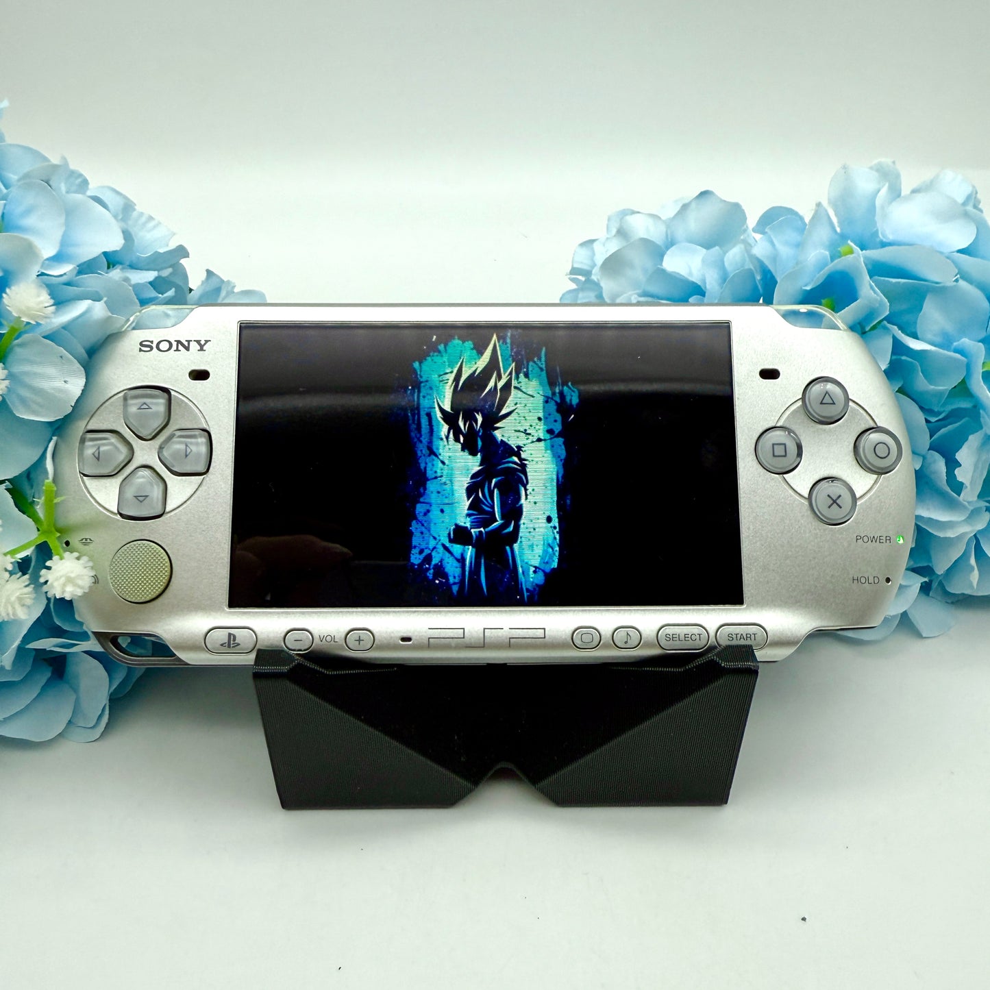 PSP 3000 in silber gemoddet
