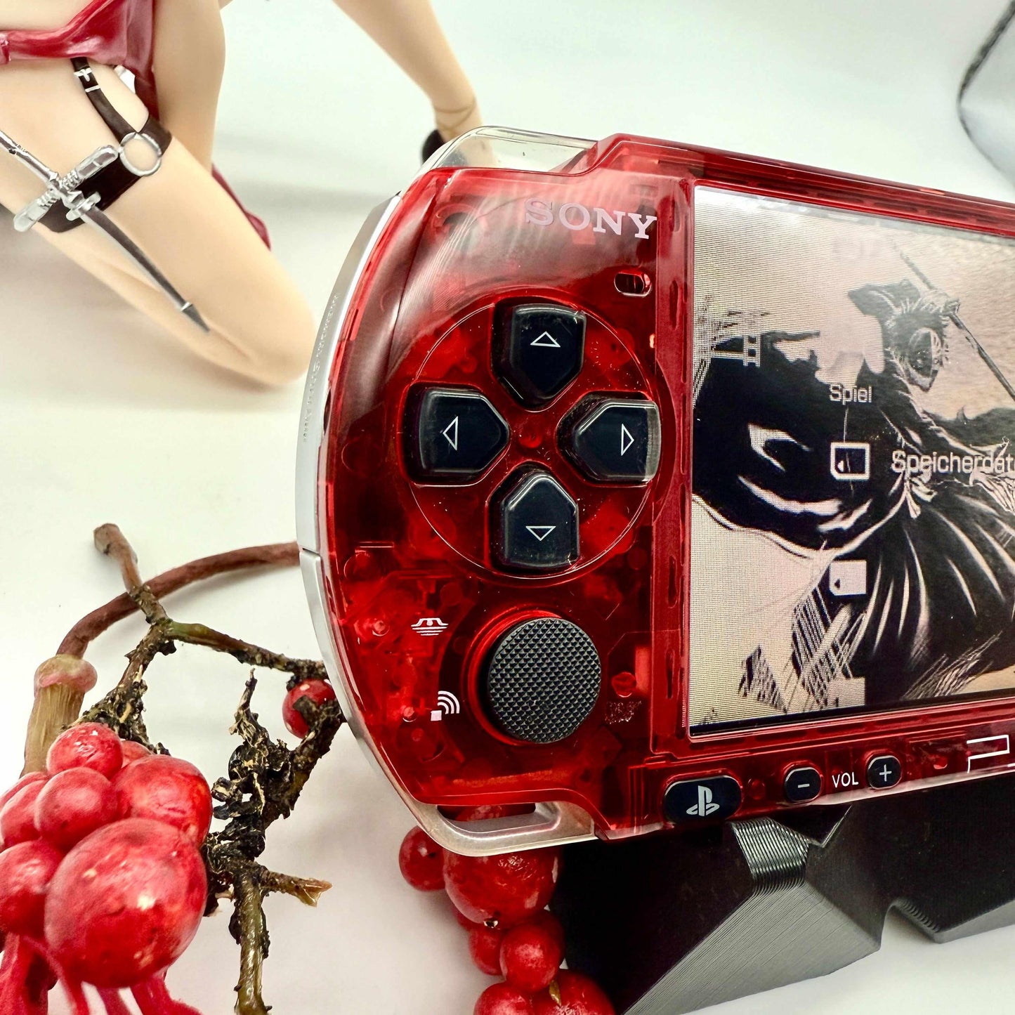 PSP 3000 in transparent rot gemoddet