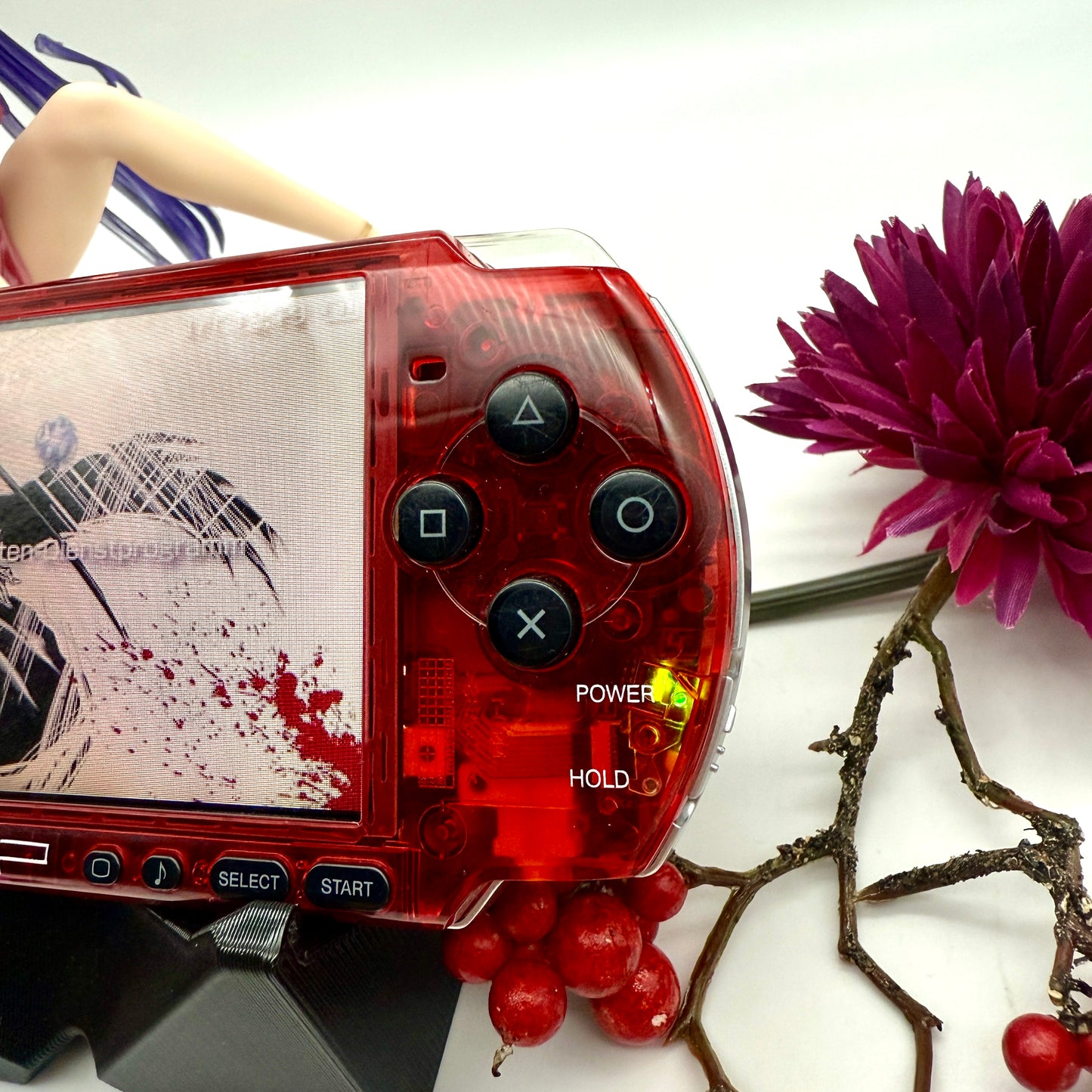 PSP 3000 in transparent rot gemoddet
