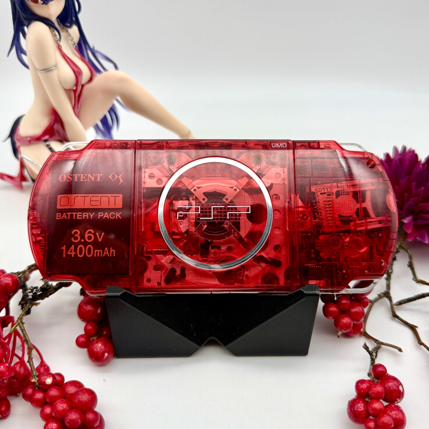 PSP 3000 in transparent rot gemoddet