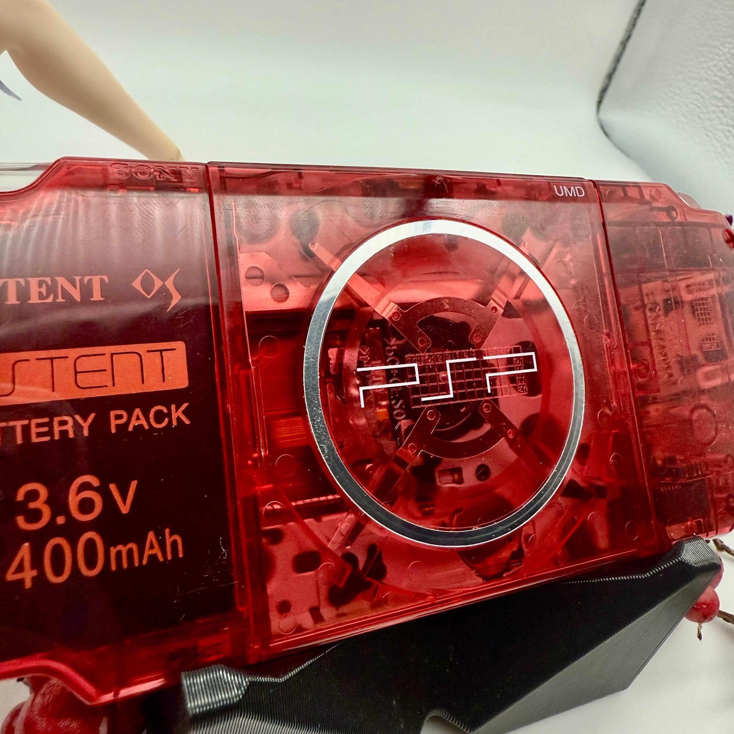PSP 3000 in transparent rot gemoddet