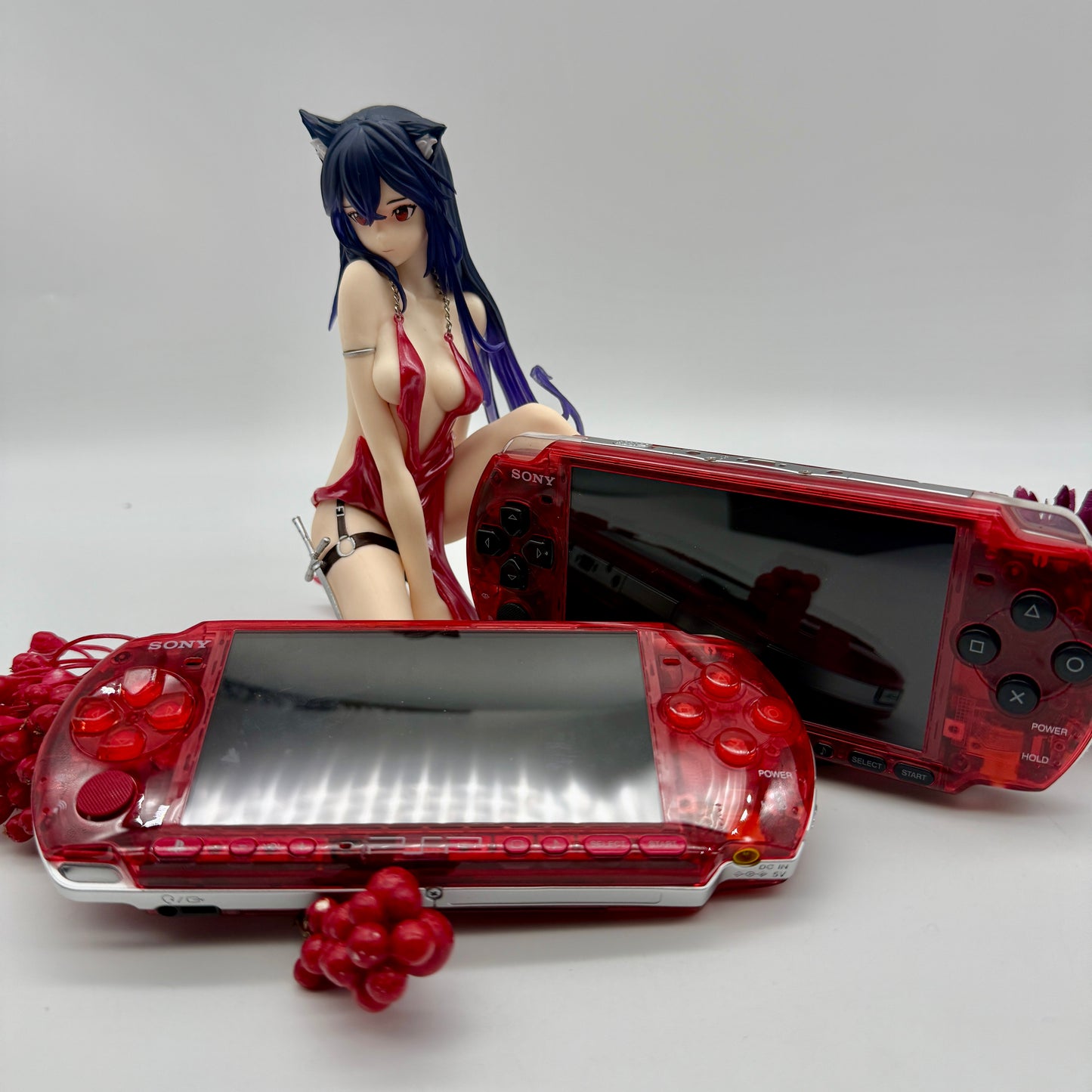 PSP 3000 in transparent rot gemoddet