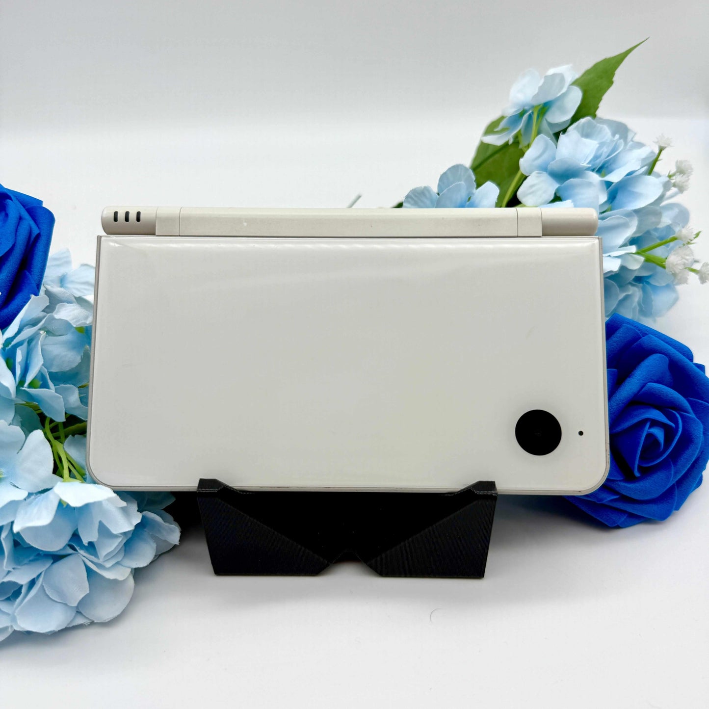 Nintendo Dsi XL in zufälliger Farbe gemoddet