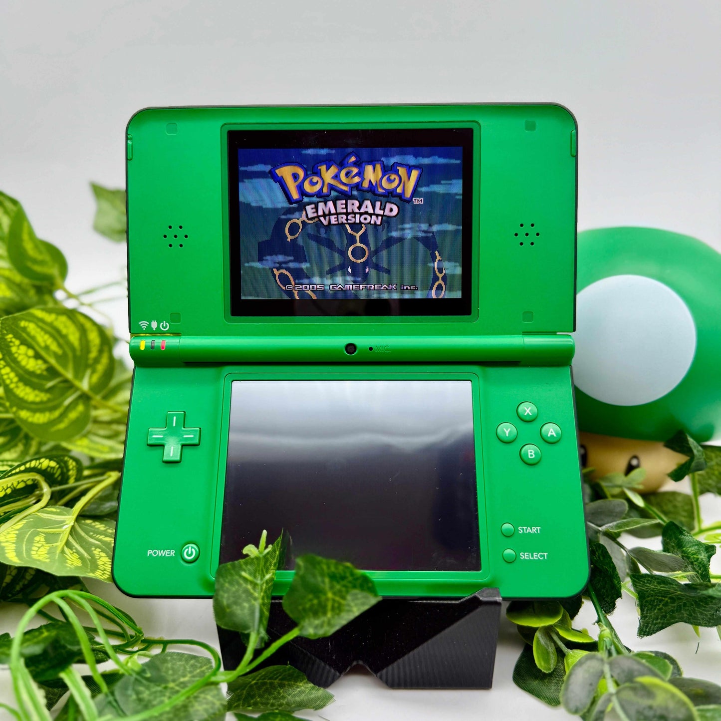Nintendo Dsi XL in zufälliger Farbe gemoddet