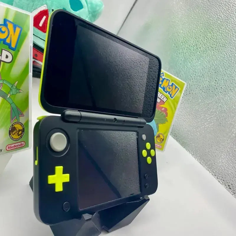 New Nintendo 2DS XL in schwarz/grün gemoddet