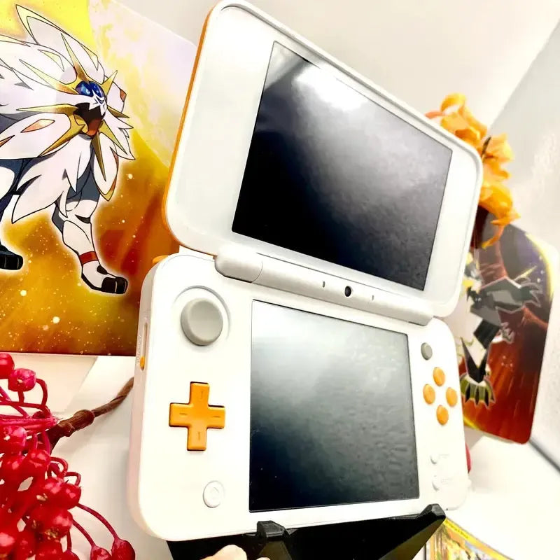 New Nintendo 2DS XL in weiß/orange gemoddet