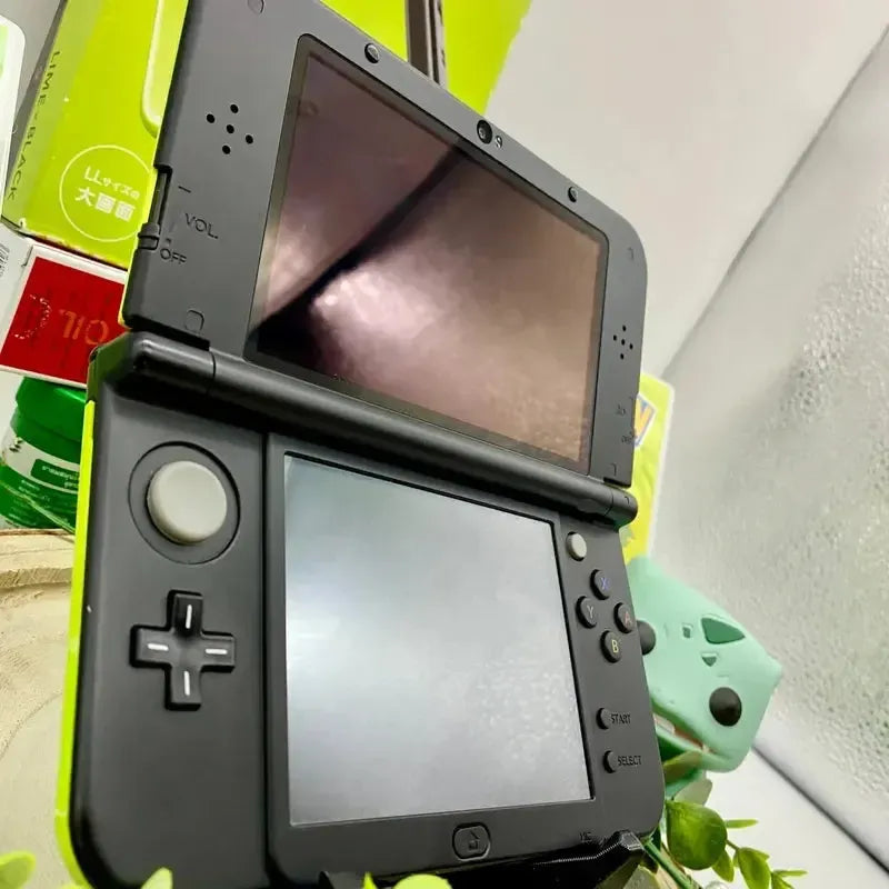 New Nintendo 3DS XL in schwarz gemoddet