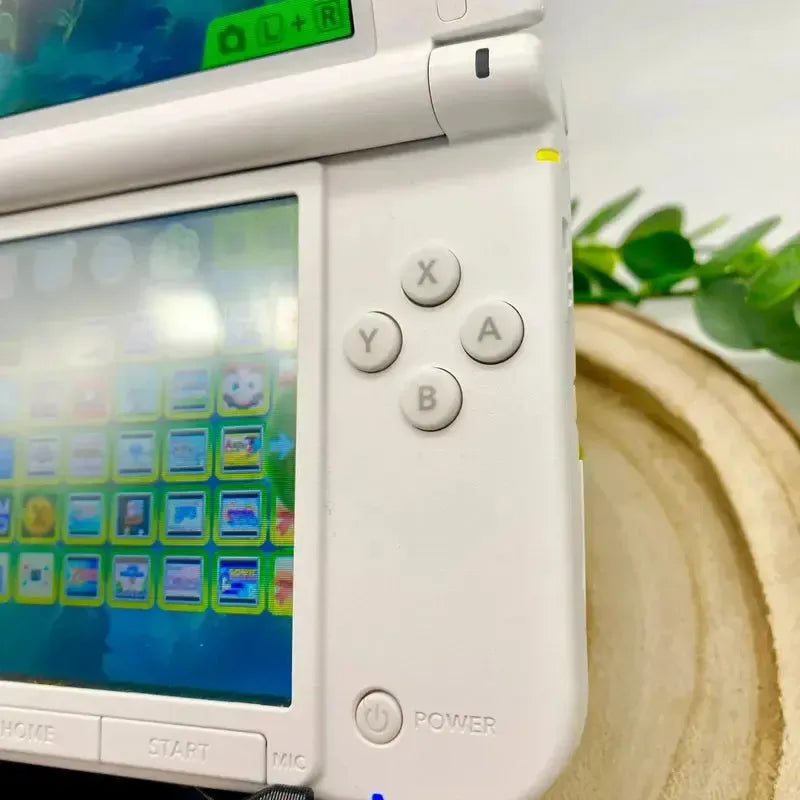 Nintendo 3DS XL in weiß gemoddet