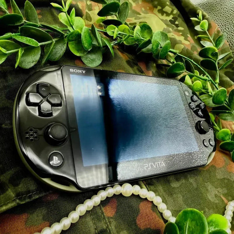 PS Vita 2000 in khaki schwarz gemoddet