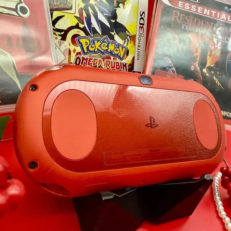 PS Vita 2000 in rot gemoddet