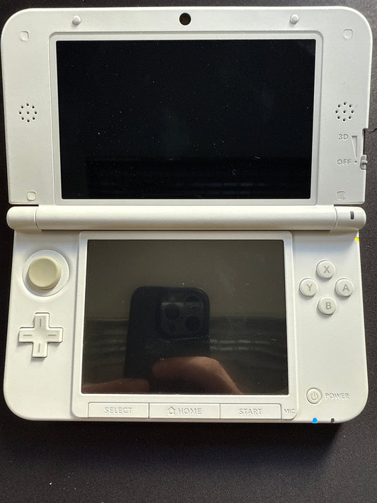 3DS Spiel hat Black screen beim starten.