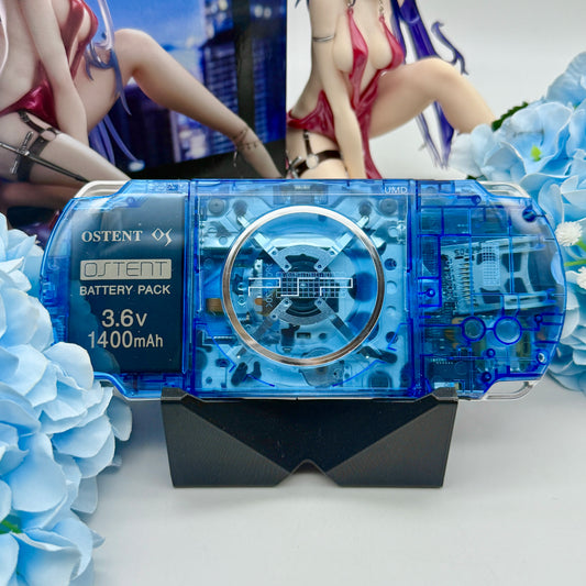 PSP 3000 in transparent blau gemoddet